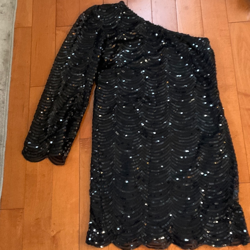 Studio One-Shoulder Black Sequin Dress